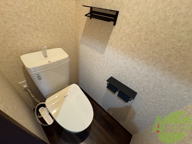 トイレ　トイレは、シャワートイレとなっております。