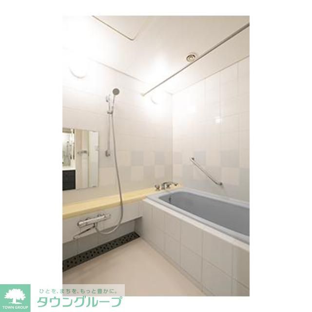 バス・シャワールーム　※写真は同タイプ住戸です。