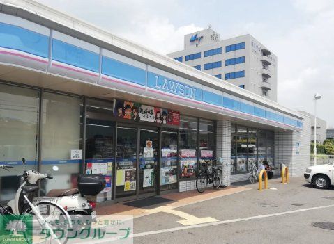 コンビニ　ローソン下新庄六丁目店（コンビニ）まで110m