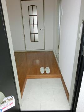玄関　玄関から室内
