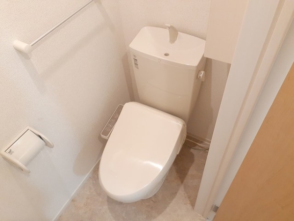 モンターニュのトイレ写真