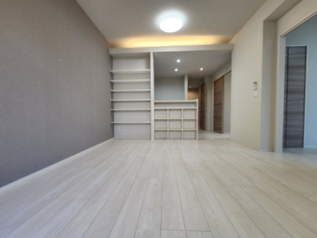 居室・リビング　詳細は、RISUMO江坂本店→06-6155-7137まで♪