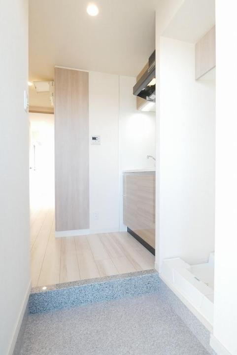 玄関　別部屋参考写真