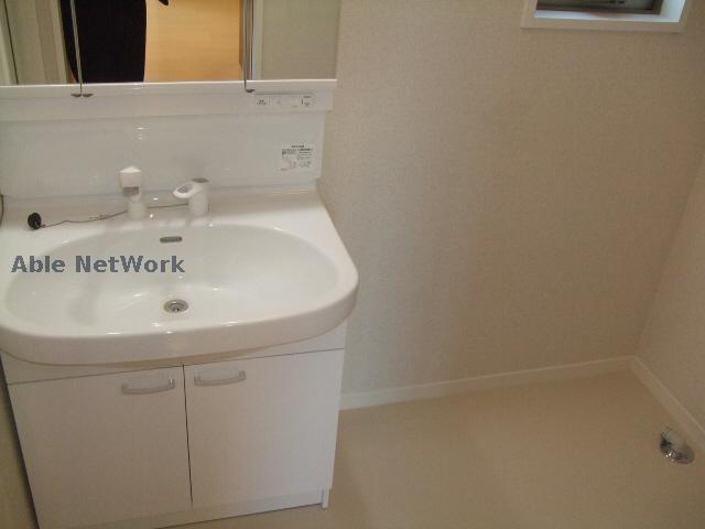 洗面設備　※同型イメージ