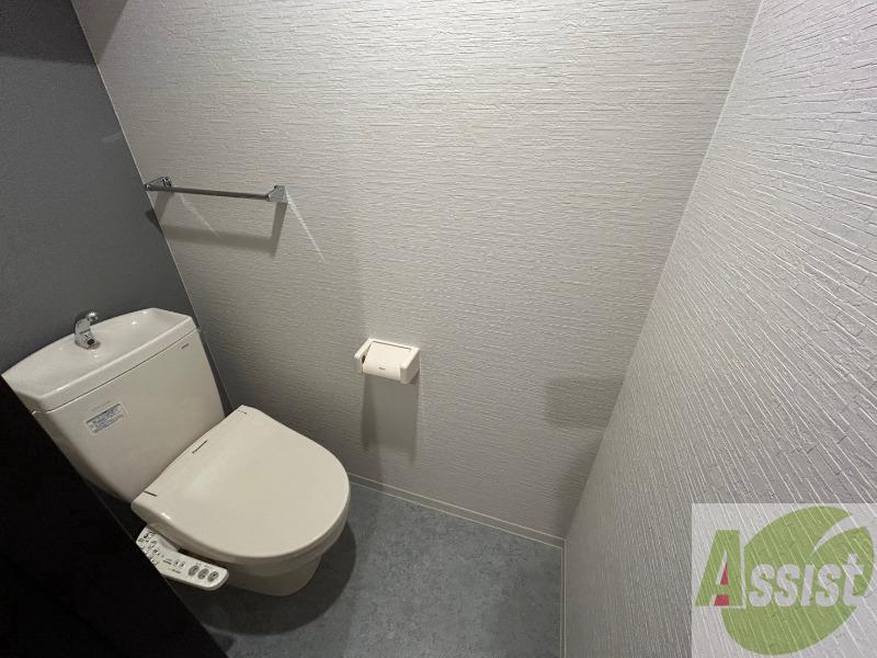 トイレ　こちらはトイレです。清潔感があり、安心して使用できます。