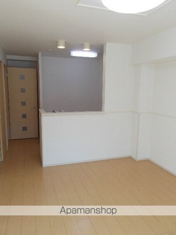 ＪＲ函館本線 ほしみ駅 徒歩12分 2階建 築13年の居間写真