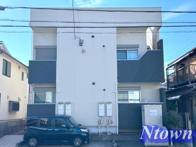 建物外観　落ち着いた雰囲気の外観です
