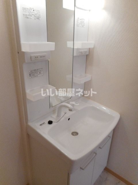 エレガンスブライト Kの内装写真