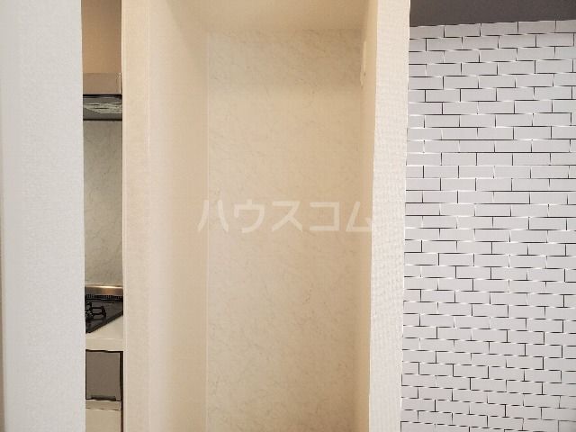 D-room黄金の玄関写真