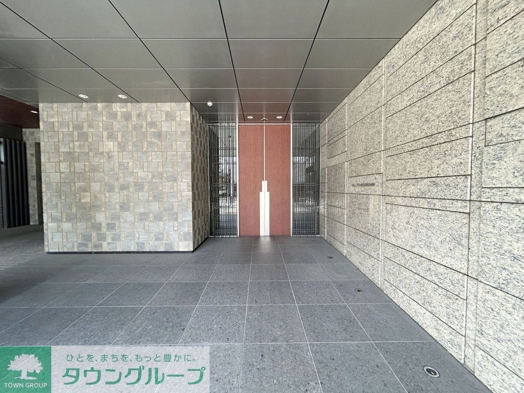 エントランス　エントランス
