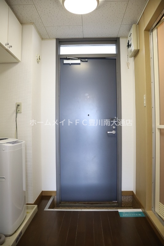 リバーサイド桜木通の玄関写真