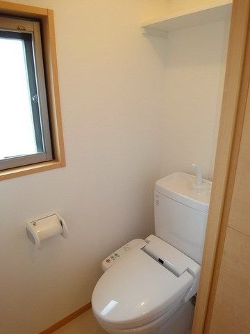 トイレ　ウォシュレット完備