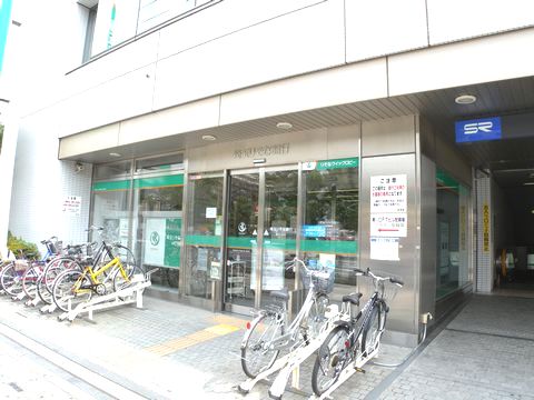 銀行　埼玉りそな銀行東川口支店（銀行）まで587m