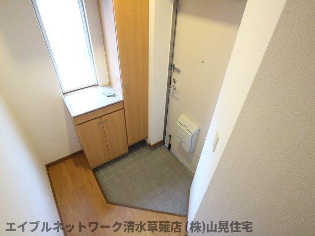 玄関　落ち着いた玄関です