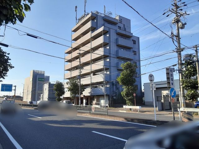 名古屋市港区明正のマンションの建物外観