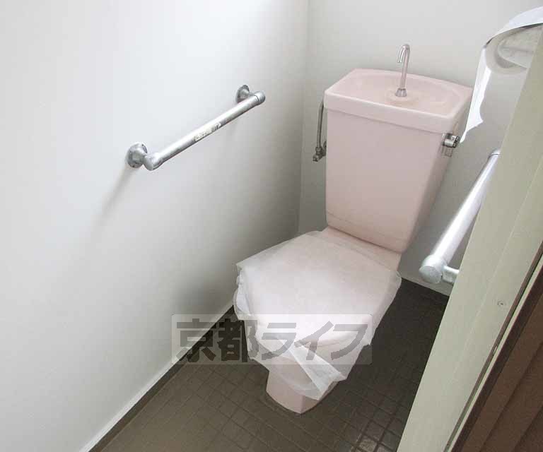 トイレ　清潔感のあるトイレ・