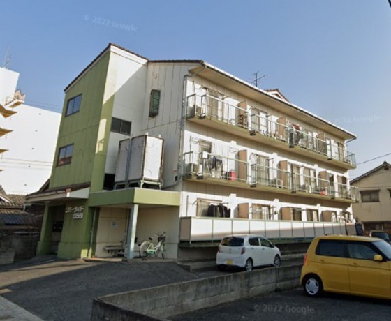 岡山市中区倉田のマンションの建物外観