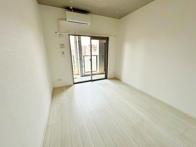 居室・リビング　★洋室7帖★