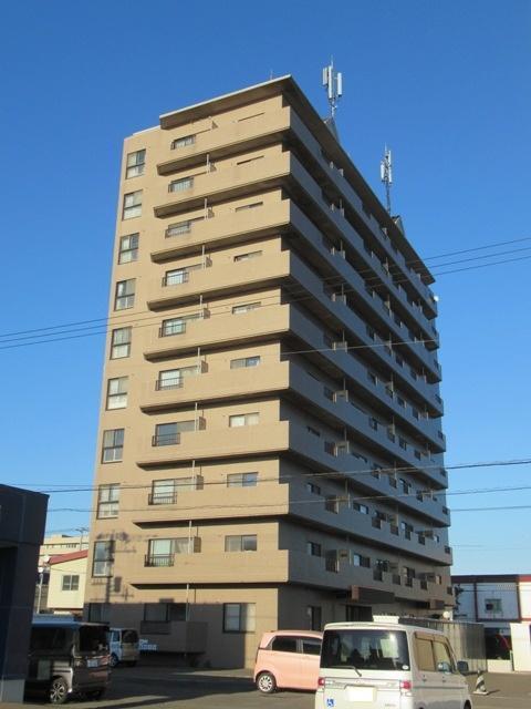 釧路共栄マンションズの建物外観