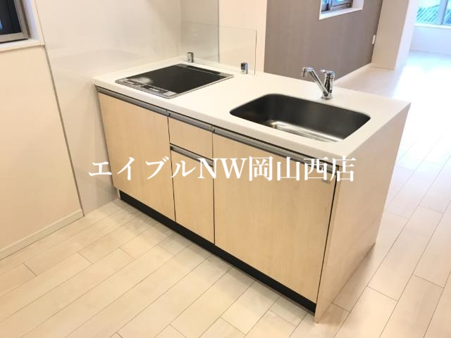 【岡山市北区天瀬南町のマンションのキッチン】