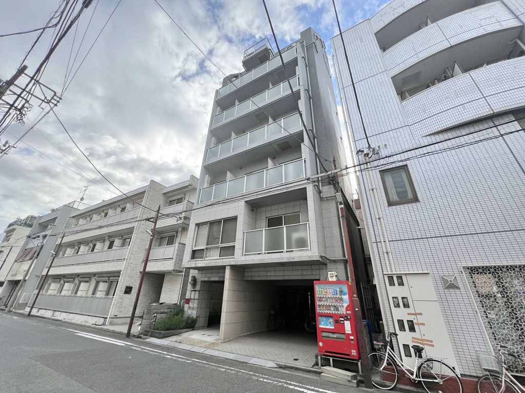 川崎市川崎区大島のマンションの建物外観