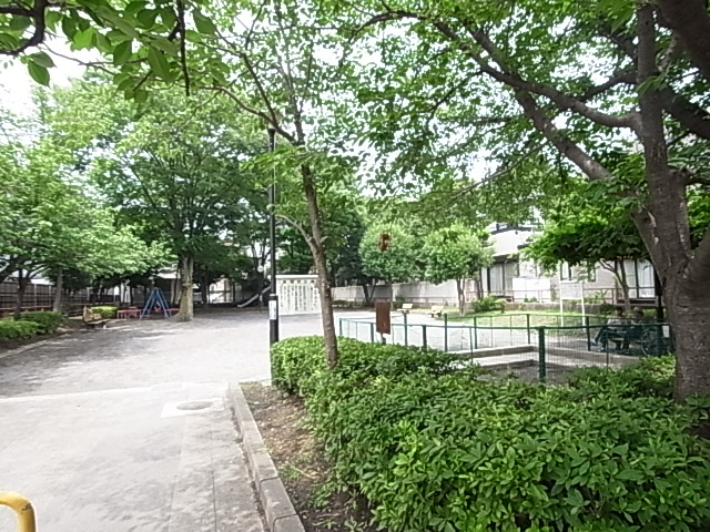 【U　COURT西新井の公園】