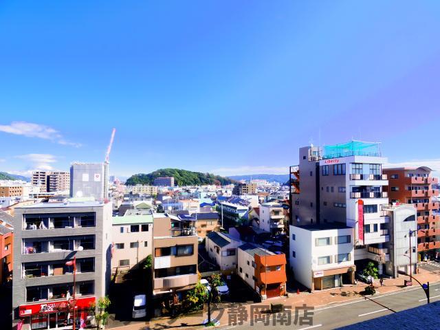 【静岡市駿河区中田のマンションの眺望】