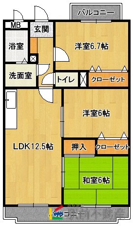 ルミエール東大利の間取り