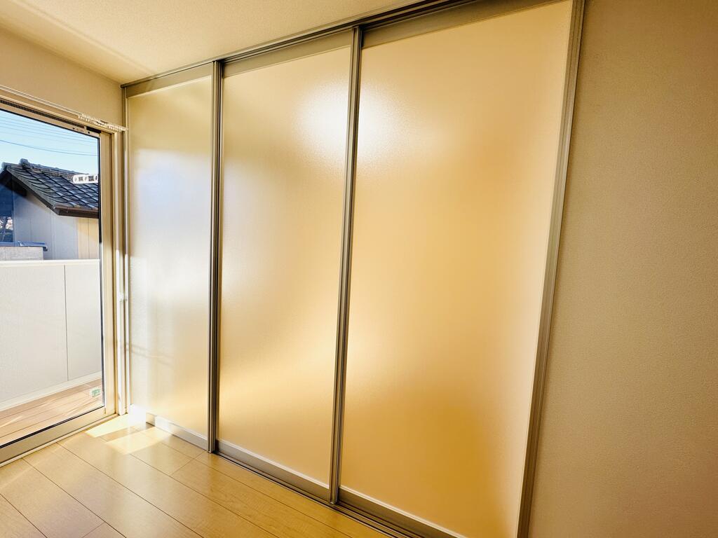 その他設備　洋室とLDKの間仕切り