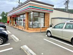 コンビニ　セブンイレブンいわき中岡三丁目店（コンビニ）まで377m