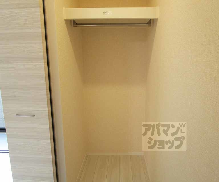 収納　１０２号室の写真です。