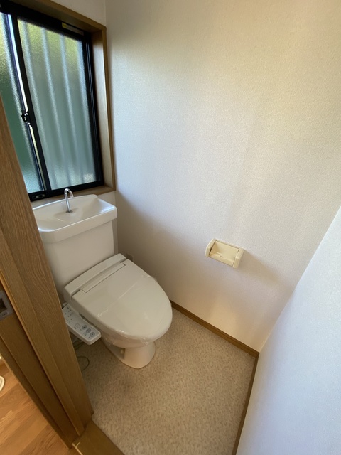 トイレ　別部屋参考画像