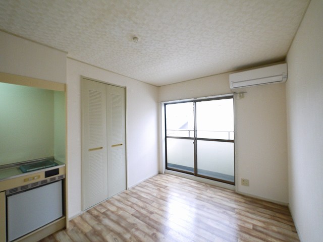 その他部屋・スペース　落ち着いた色調の洋室です