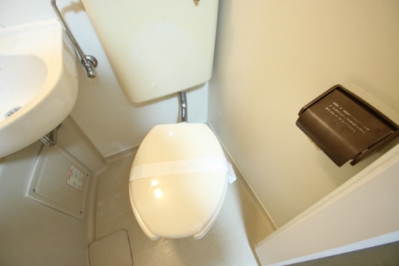 トイレ　※別部屋の写真です