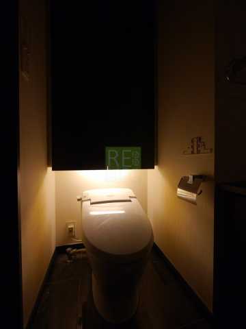 トイレ　コンフォリア北参道　別階参考写真