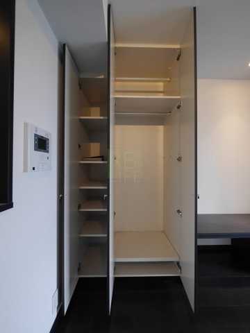 収納　コンフォリア北参道　別階参考写真