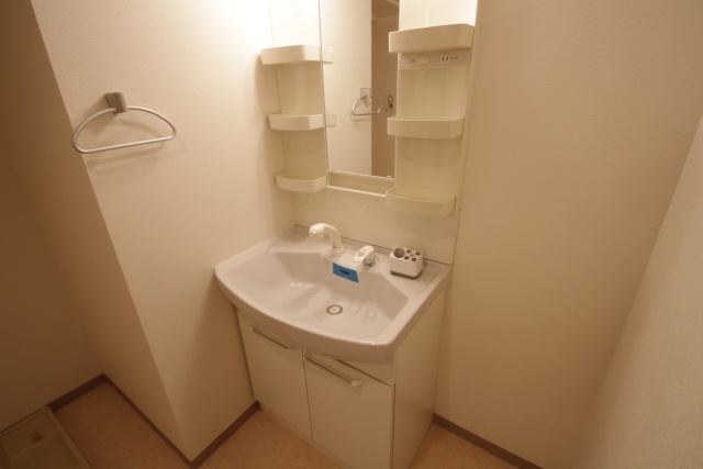 洗面設備　※別室の参考写真の為、現況優先です。