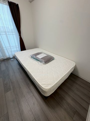 その他部屋・スペース　落ち着いて過ごせるお部屋なので、寝室にいかがでしょうか