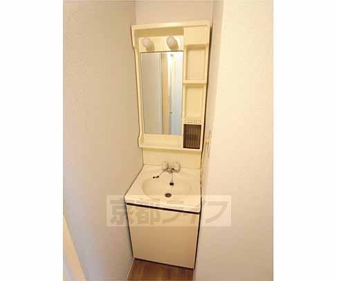 洗面設備　洗面所です