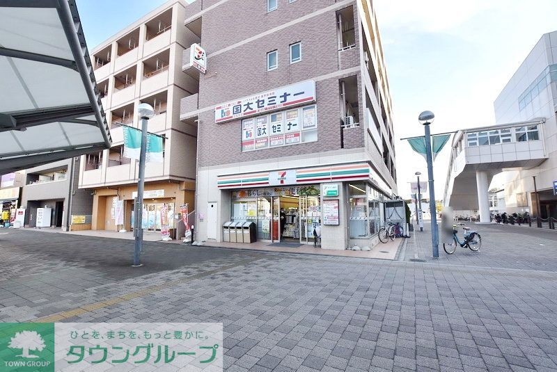 コンビニ　セブンイレブン浦和美園駅前店（コンビニ）まで2400m