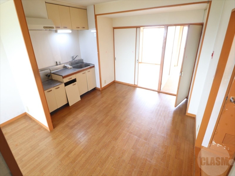 居室・リビング　１２帖のリビングルーム