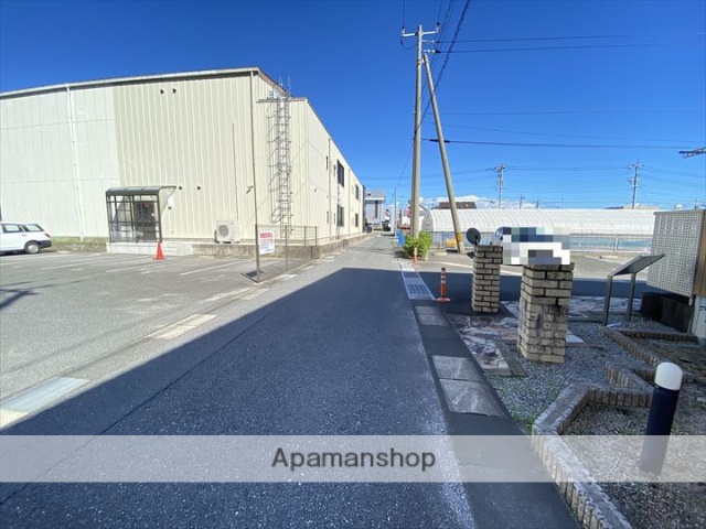 その他　前面道路（その他）まで0m