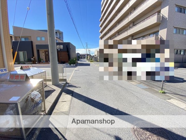 その他　前面道路２（その他）まで0m