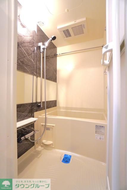 バス・シャワールーム　※写真は同タイプ住戸です。