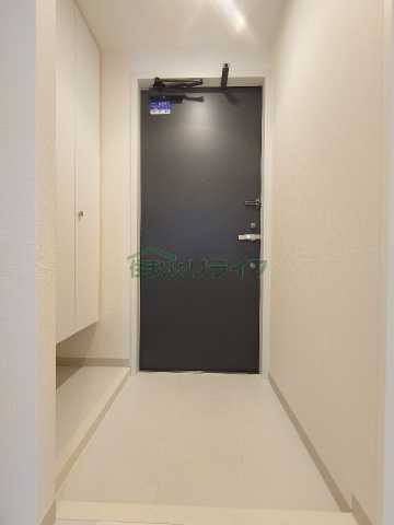 玄関　※参考写真です。同じ間取りの別部屋になります。