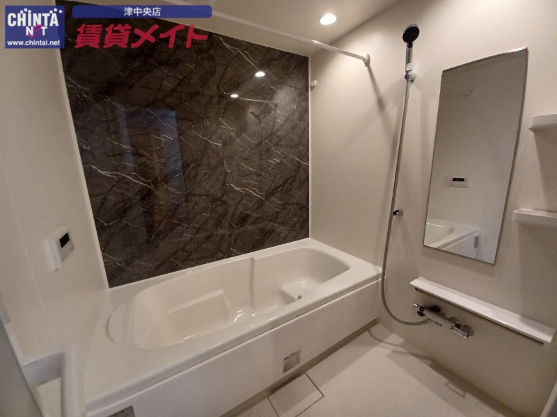 バス・シャワールーム　同物件別室画像