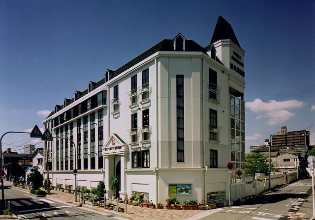 幼稚園・保育園　鶴見幼稚園（幼稚園・保育園）まで42m