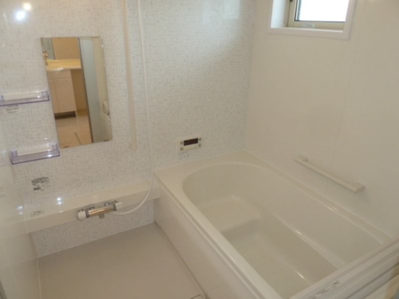 バス・シャワールーム　図面と現状に相違がある場合には現状を優先