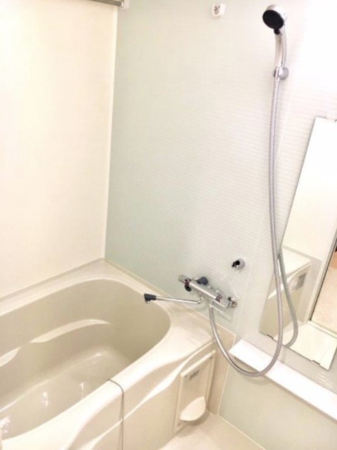 バス・シャワールーム　バスルーム