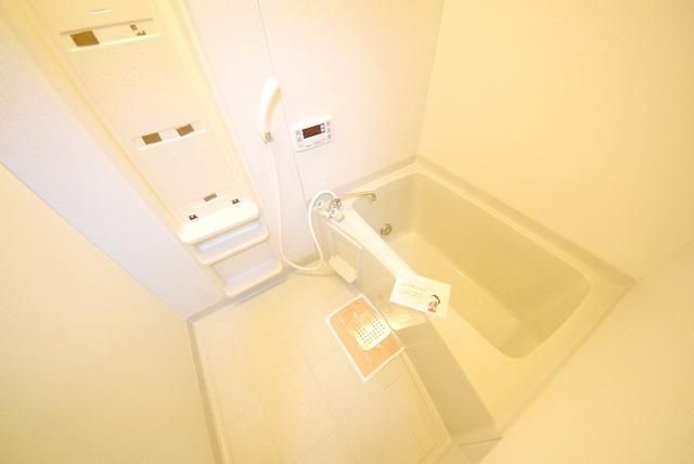 バス・シャワールーム　バスルーム